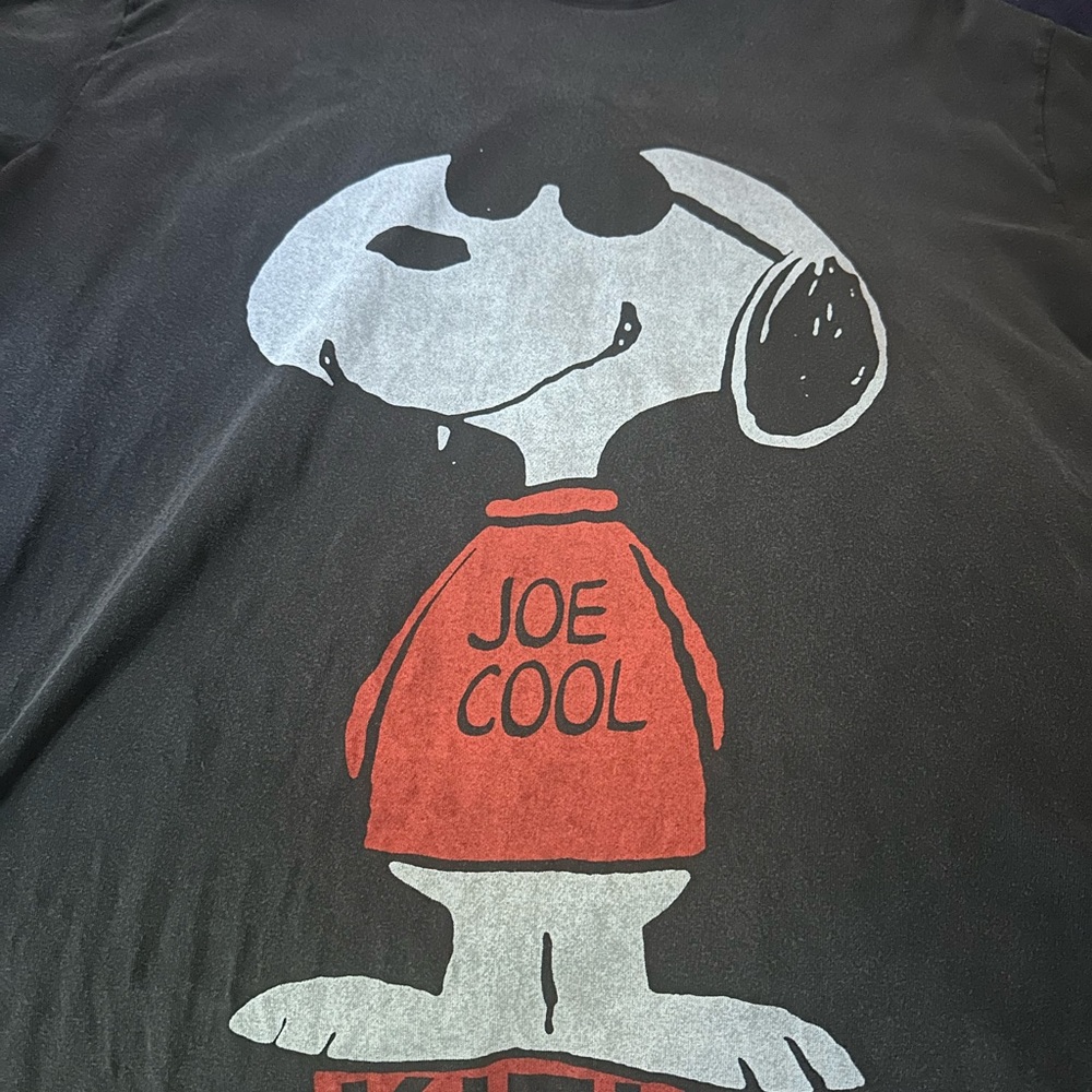 Kith Peanuts Joe Cool Black and Red men’s T-Shirt